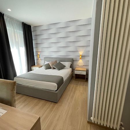 Martini Suite 2 Bari Luaran gambar