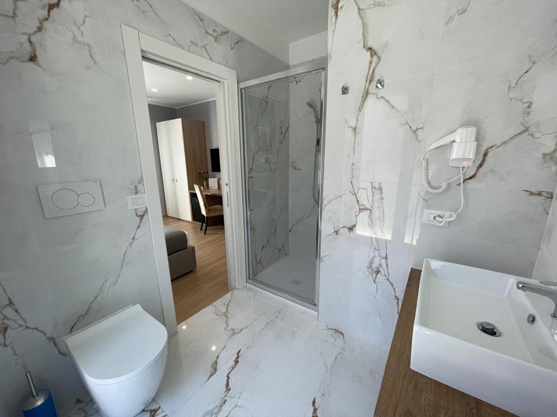 Martini Suite 2 Bari Luaran gambar