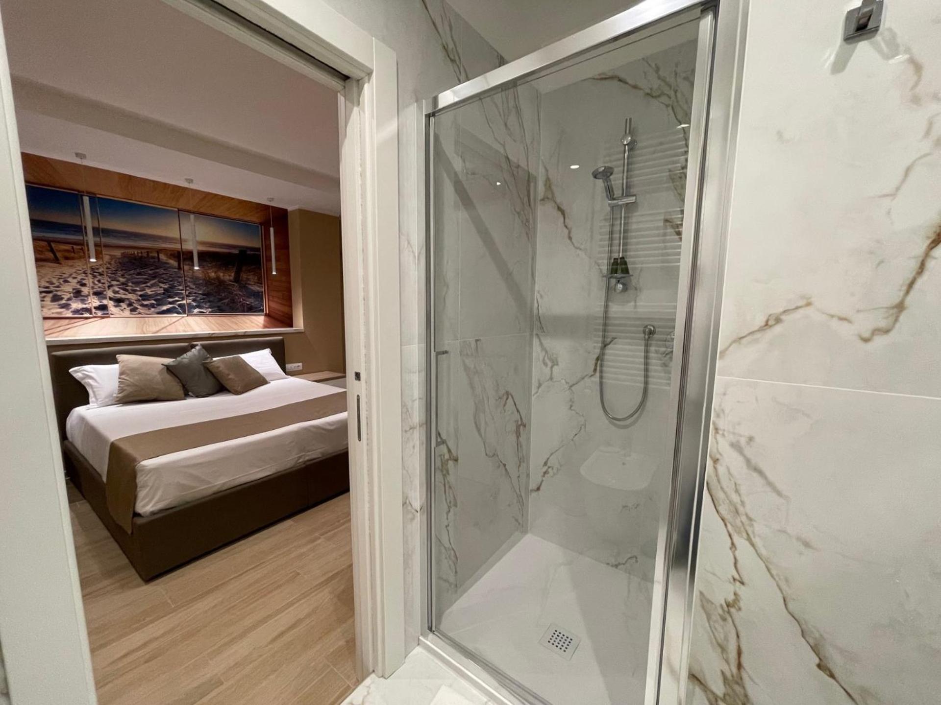 Martini Suite 2 Bari Luaran gambar