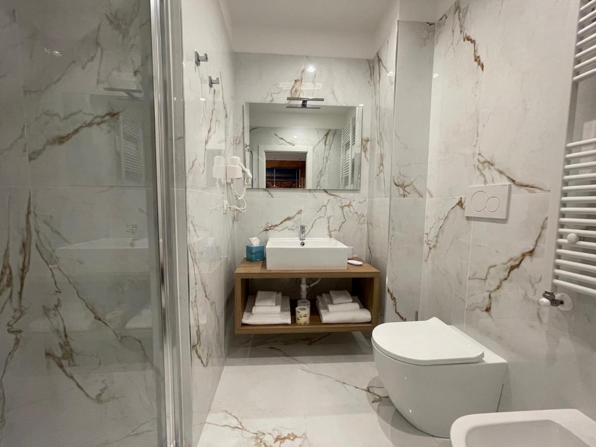 Martini Suite 2 Bari Luaran gambar
